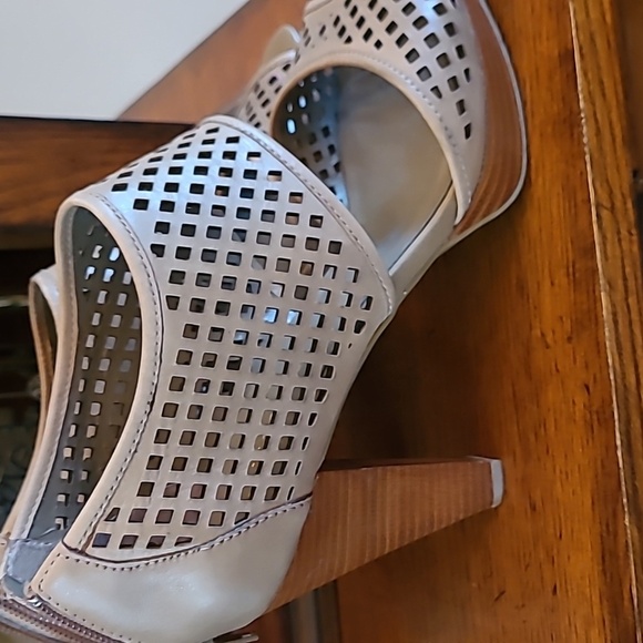 Franco Sarto Bentley shoes, size 8 - Picture 8 of 13